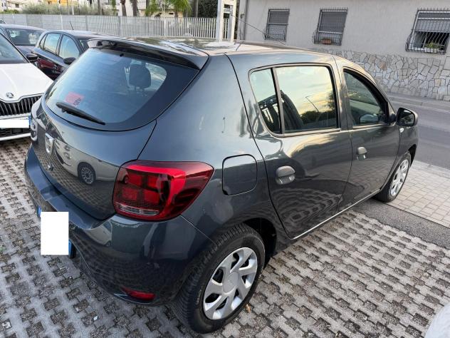 Dacia Sandero 1.5 dCi 8V 75CV Start&Stop Laurte-12/2017 - Foto 5