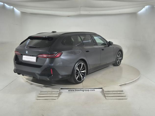 BMW Serie 5 G61 Touring 520d Touring 48V xdrive MSport Pro auto - Foto 5