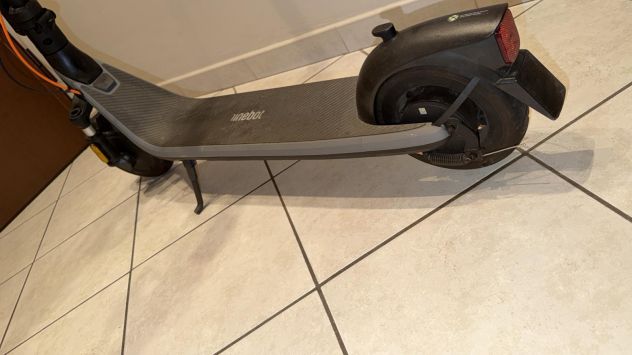 Monopattino Elettrico NINEBOT E2 Plus II - Foto 4