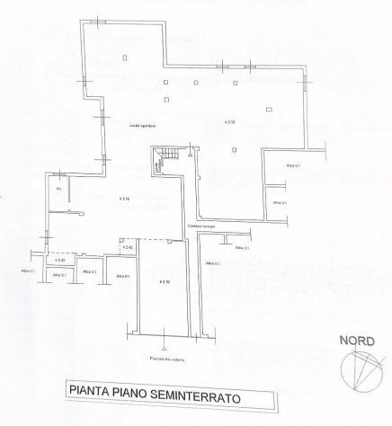 Vendesi Magazzino Seminterrato di  circa 400 mq – Libero Subito