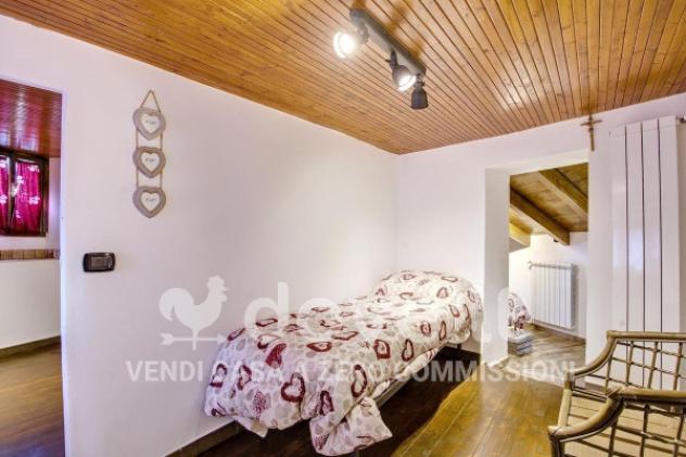 Casa indipendente di 218 m² con 5 locali in vendita a Maccagno con Pino e Veddasca - Foto 10