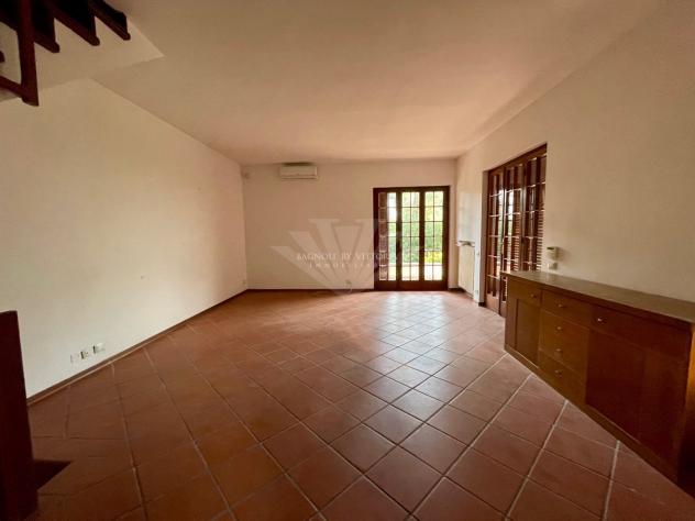 BIFAMILIARE di 8 vani e di 150 mq (PIETRASANTA) rif. 038 - Foto 6