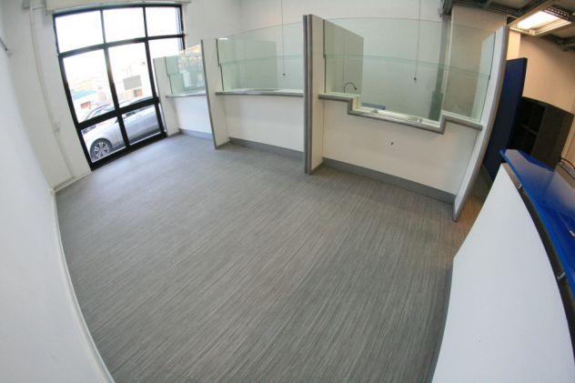 Locale per uffici, banca, assicurazione, commercio - Foto 2