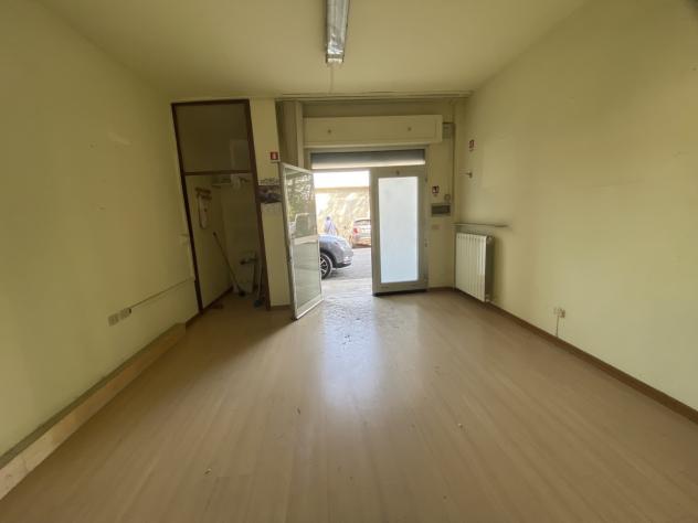 Oltre 3 vetrine in vendita a Corciano - Foto 8