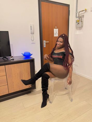 TRANS..BOMBA SEXY.. SENZA TABU❤️ ATTIVA E PASSIVA 🥵 COMPLETISSIMA.. FOTO REALI..🍆🐷🔥😈PIENA LATTE - Foto 2 Tel:3272052877