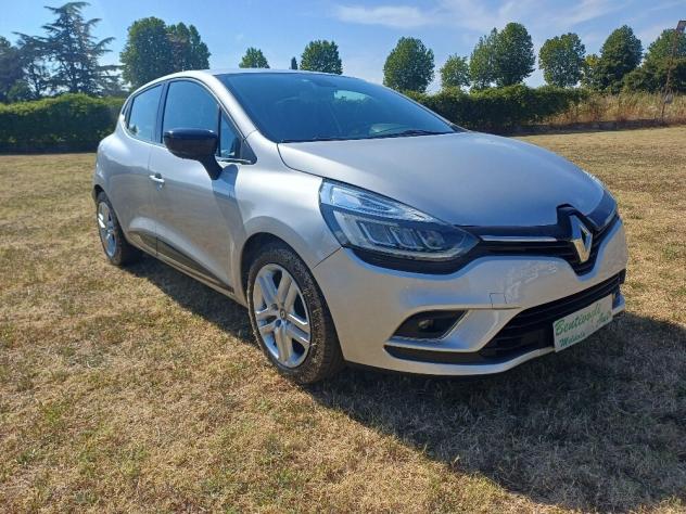 Renault Clio dCi 8V 75 CV 5 porte Moschino Zen