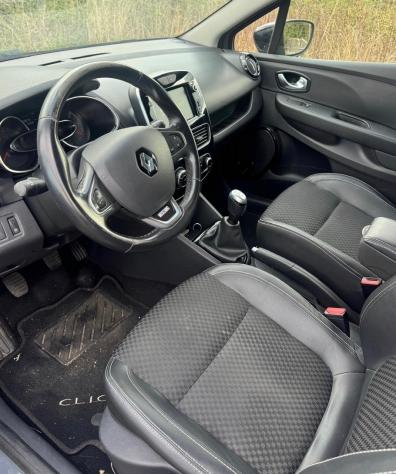 Renault Clio Sporter dCi 8V 90 CV Moschino Intens - Foto 2