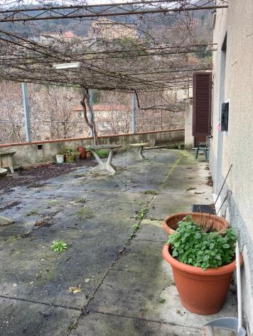 TERRATETTO di 9 vani e di 210 mq (PIETRASANTA) rif. 202/VI - Foto 2