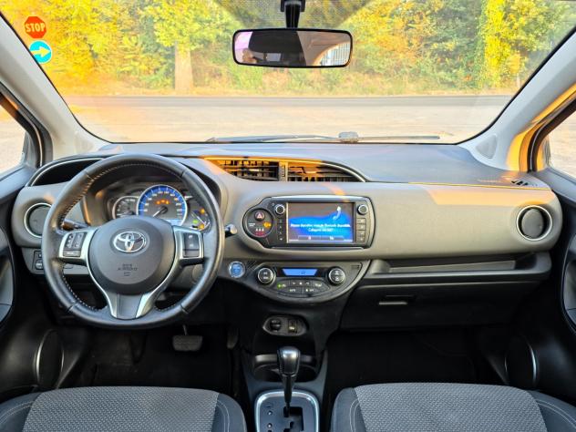 Toyota Yaris 1.5 Hybrid 5 porte Active E6B Automatico NEO 2016 - Foto 7