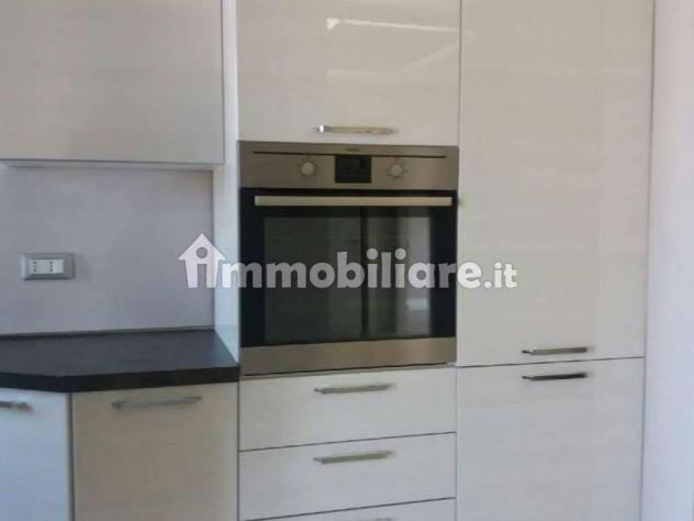 ALLOGGIO IN VIA BREGLIO ,BORGO VITTORIA. - Foto 4