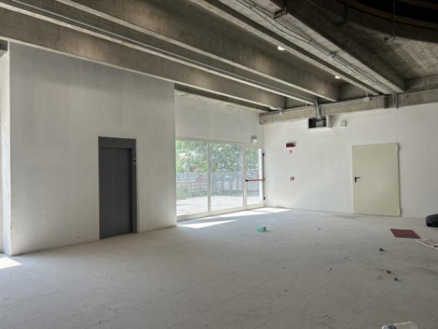 Immobile in asta di 2184 m² in vendita a Cascina - Foto 19
