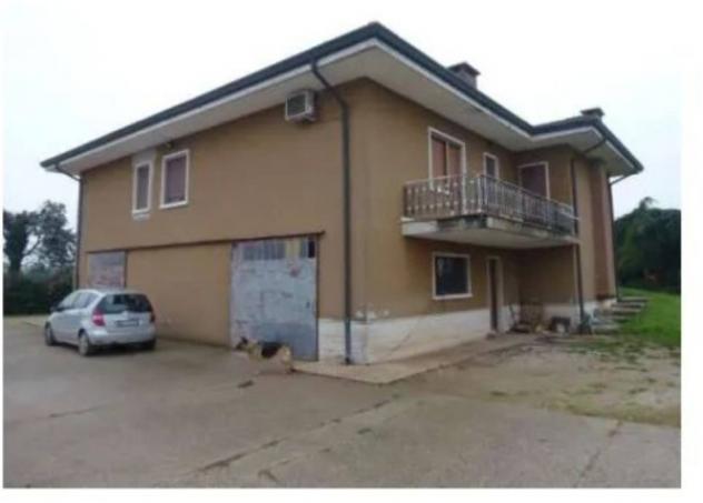 Immobile in asta di 274 m² con più di 5 locali e box auto in vendita a Roverbella - Foto 3