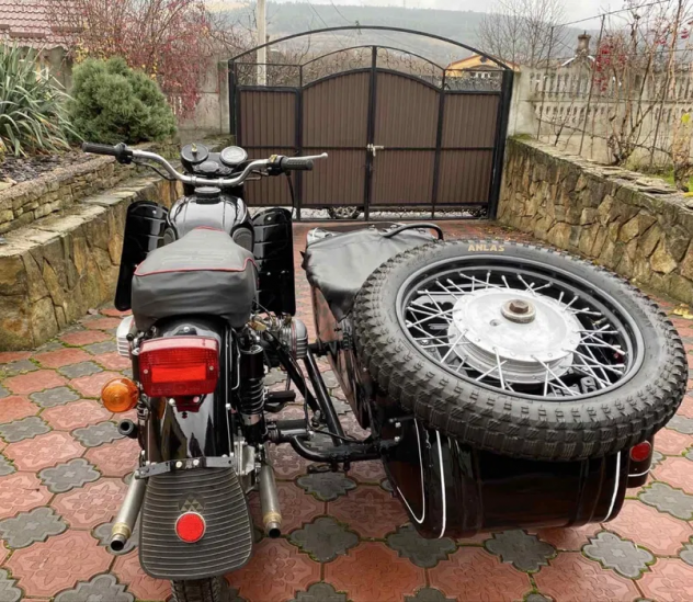 Sidecar Dnepr MT11 percorsi 10. 000 km. anno 1988 - Foto 3