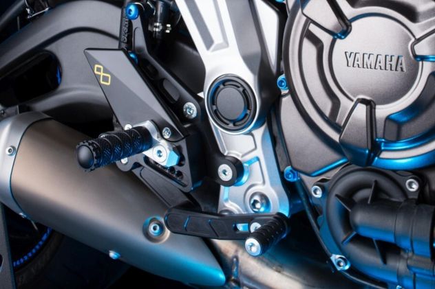 Yamaha Mt07 Tracer componenti Lightech leve tamponi frecce portatarga pedana - Foto 2
