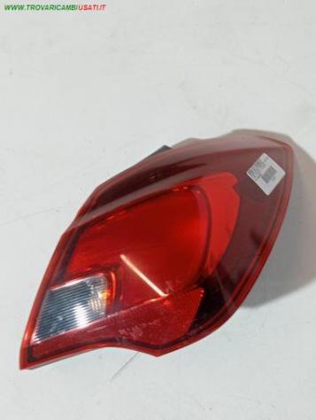 FANALE POST. PARTE EST. 5 PORTE  DX 1 SP 3 PIN 999-U1309621 Parti elettriche  Fanaleria  Fanali  Fanale post. dx.