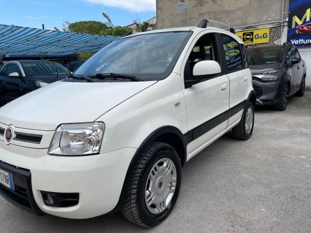 Fiat Panda 1.2 4x4 Climbing - Foto 4