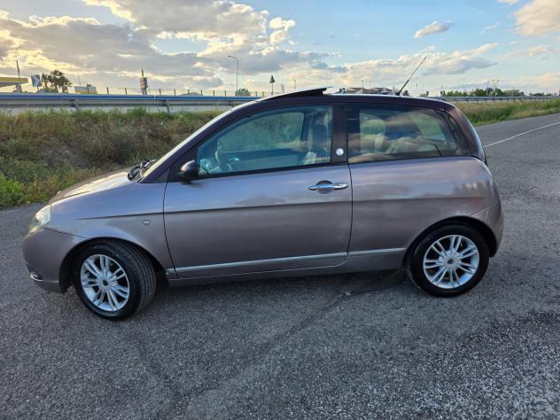 Lancia Ypsilon 1.4 Argento Ecochic GPL - Foto 8