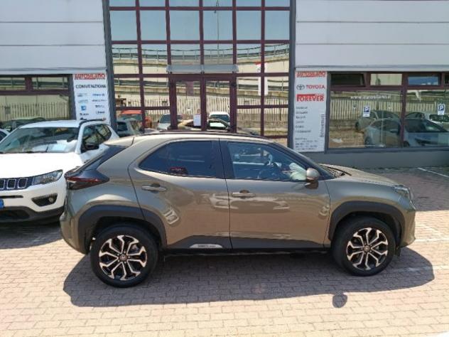 TOYOTA Yaris Cross 1.5 Hybrid 5p. E-CVT Trend rif. 23829990 - Foto 4