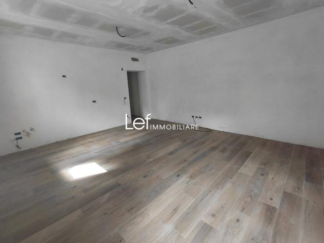 APPARTAMENTO INDIPENDENTE di 3 vani e di 100 mq (CONEGLIANO) rif. AA55_4 - Foto 2