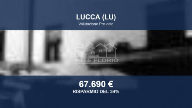 Immobile in asta di 184 m² con più di 5 locali e box auto doppio in vendita a Lucca