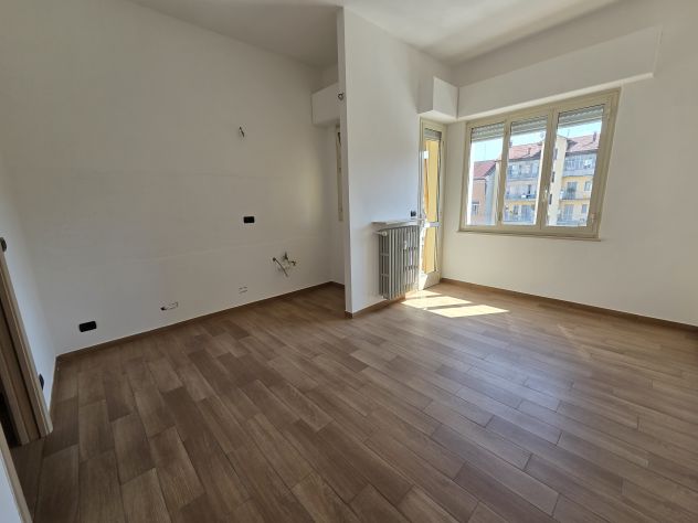 Bilocale Ristrutturato da ARREDARE Cuneo Centro Città - Foto 2
