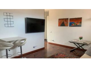 GEMELLI BILOCALE CON TERRAZZO
