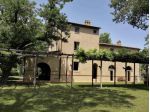 Vendita Rustico casale da 480 mq  con giardino con posto auto