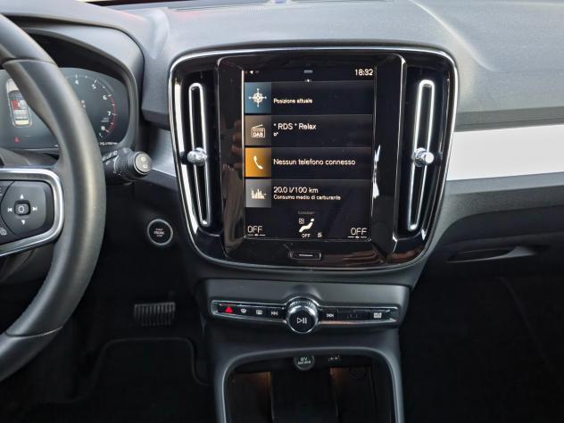 Volvo XC40 T2 automatico Core CV-129 E6 NEO 2024 - Foto 10