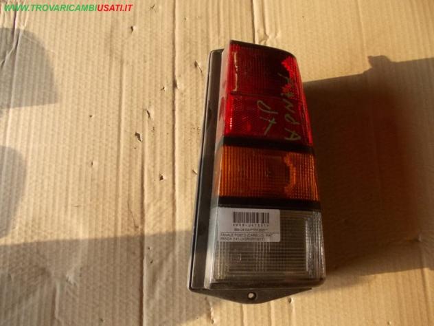 FANALE POST.D.(CARELLO) FIAT PANDA (141-LV/2R/2P/1S/1T)  Parti elettriche  Fanaleria  Fanali  Fanale post. sx. FIAT - PANDA - 01-02-1986 - 01-03-2004