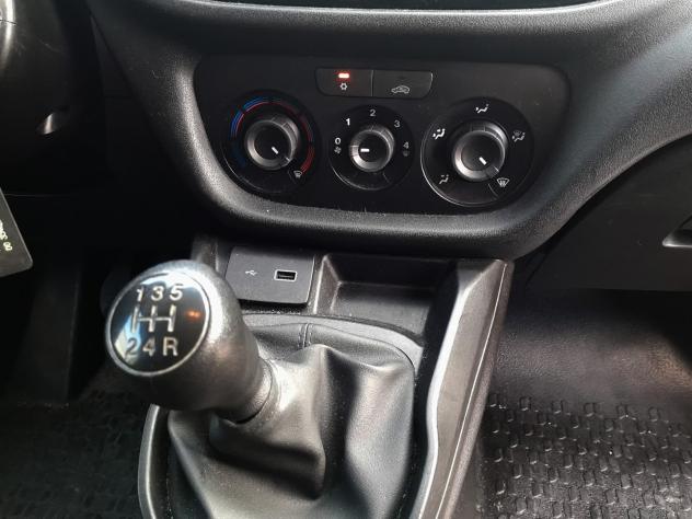 Fiat Doblo 1.3 MJT 16V 95CV 3P PACK PROFESSIONNAL TRIO NAV - IVA COMPRESA - Foto 9