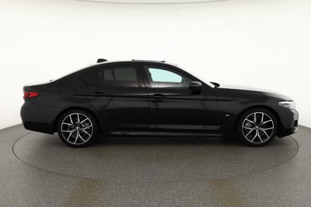 BMW Serie 5(G30/31/F90) 520d 48V xDrive Msport - Foto 6
