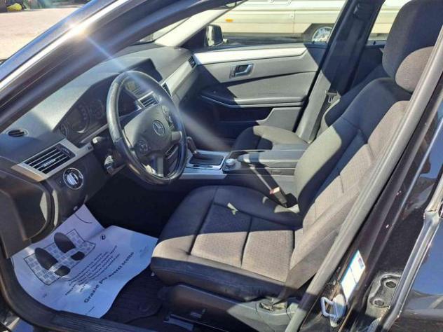 MERCEDES-BENZ E 250 CDI S.W. BlueEFFICIENCY Avantgarde rif. 24114084 - Foto 2
