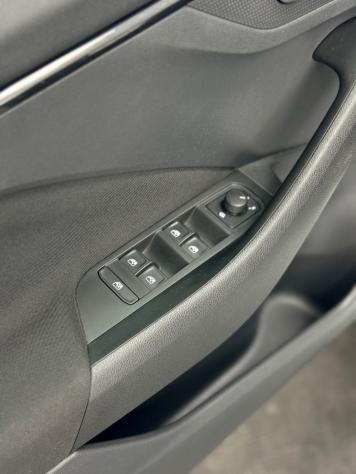 Skoda Scala 1.6 TDI SCR 116CV DSG Ambition NEOPATENTATI EURO 6D - Foto 6