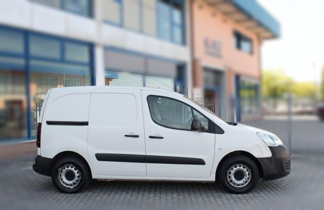 Citroen Berlingo 1.6 HDi 90 Van 3 posti Club L1 - Foto 3