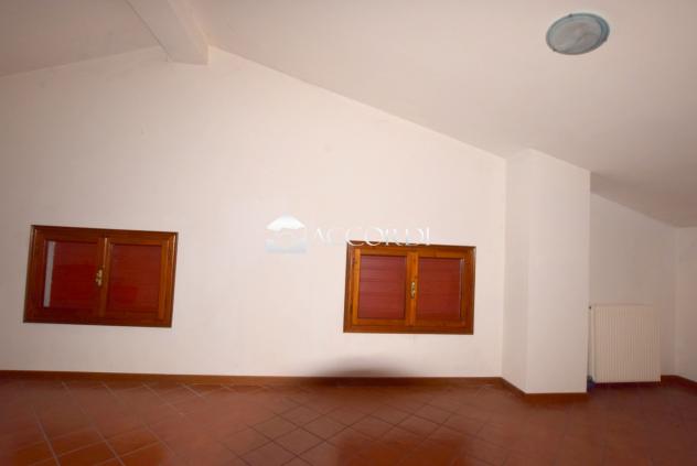 VILLINO di 9 vani e di 208 mq (MONFUMO) rif. FV145B - Foto 12