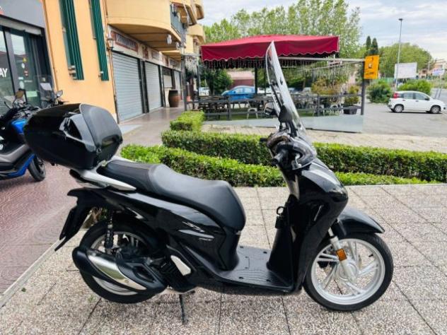 HONDA SH 150 TUTTO INCLUSO ANCHE PASSAGGIO! MINI RATE rif. 23809781 - Foto 5