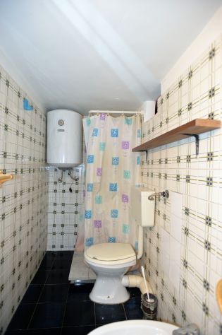 Bivano Arredato con mobili attimi super Accessoriato - Foto 9