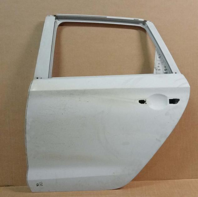 PORTA POST. SX  GRIGIO PRIMER  999-U1296130 Carrozzeria  Lamierati esterni  Porte  Porta post. sx. HYUNDAI - i 30 - 01-01-2017 -