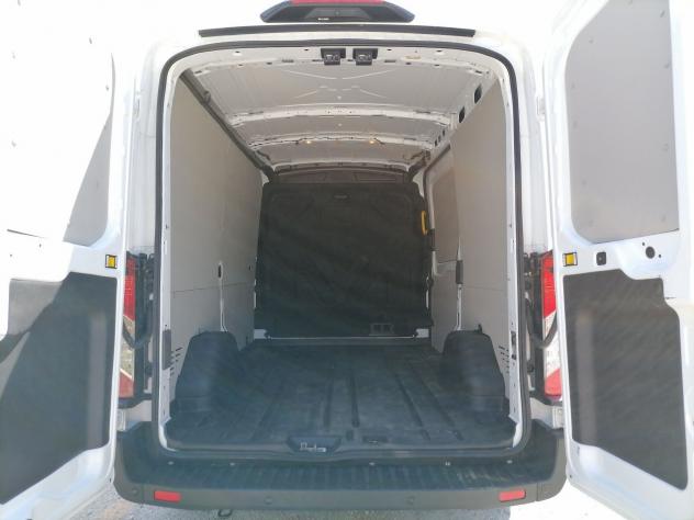 Ford Transit 330 2.0 tdci MHEV 130cv trend L2H2 E6.2 - Foto 10