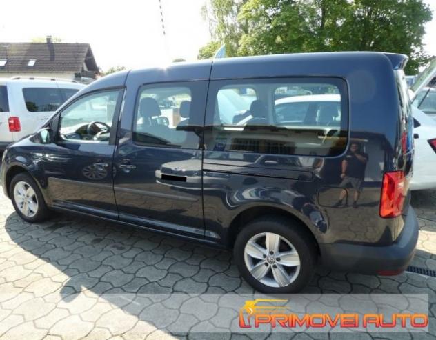 VOLKSWAGEN Caddy 2.0 TDI 102 CV Trendline rif. 19485777 - Foto 9