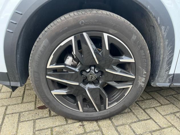 Peugeot 3008 3008 Hybrid 145 e-DCS6 GT - Foto 6