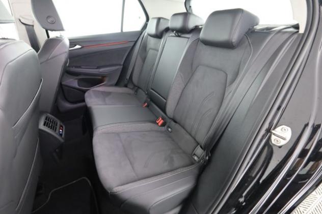 VOLKSWAGEN Golf Golf 2.0 TDI 150 CV DSG SCR Style rif. 23903836 - Foto 3
