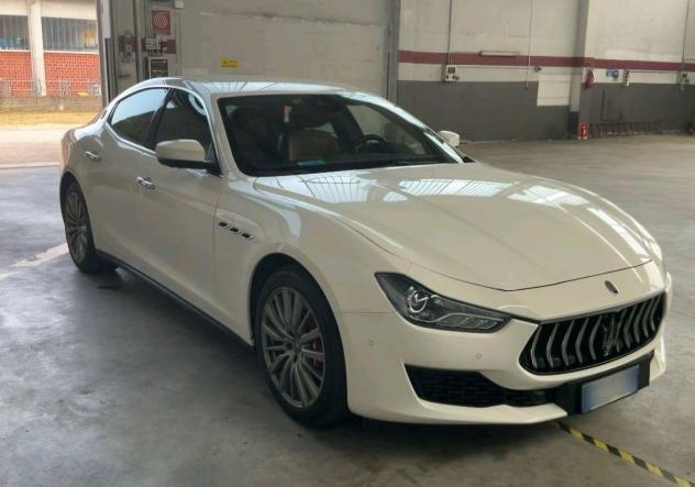 MASERATI - Ghibli 3.0 V6 ds Granlusso 275cv auto my19 IVA COMPRESA - Foto 2