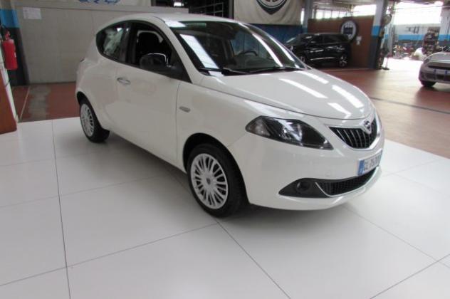 LANCIA Ypsilon 1.0 FireFly 70cv 5 porte S&S Hybrid Gold rif. 23795626 - Foto 2