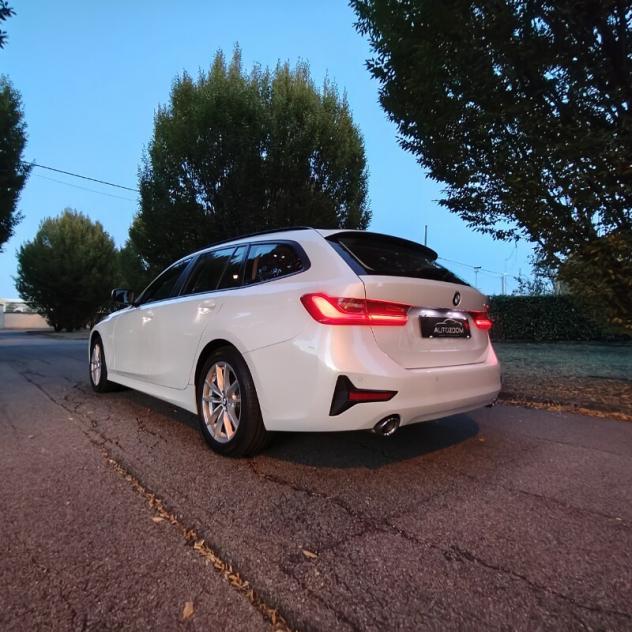 BMW Serie 3(G20/1-80/1) 320d 48V Touring - Foto 5