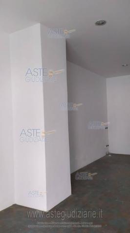 IMMOBILI-IMMOBILE COMMERCIALE-Via Monte Grappa n. 30 - Foto 5