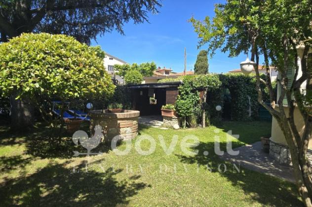 Villa di 270 m² con più di 5 locali e box auto doppio in vendita a Sarteano - Foto 12