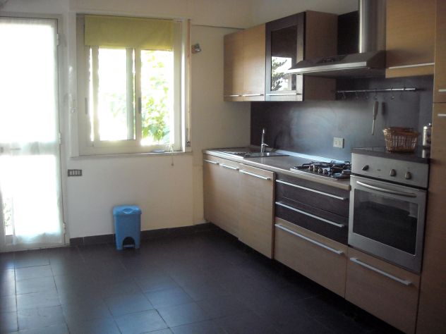 Apartment in Villa a Mondello, trivani in villa uso transitorio-vacanza. - Foto 4