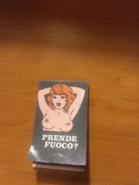 scherzo fiammiferi finti.