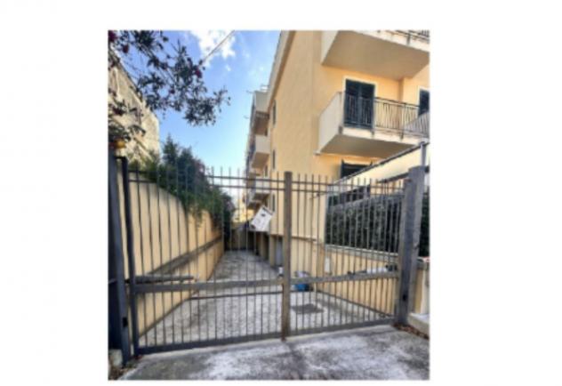 Immobile in asta di 31 m², box auto in vendita a Santa Flavia - Foto 4